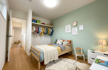 ２階　洋室　②